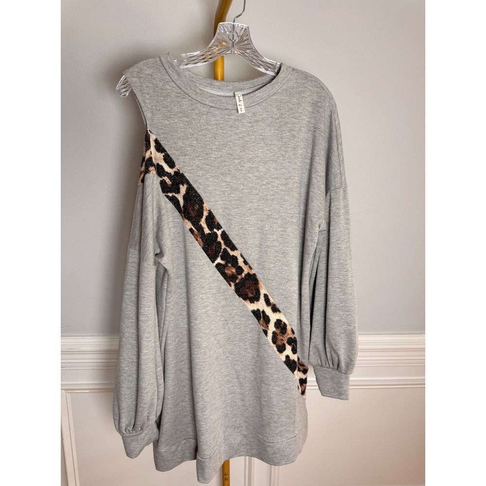 Jade & Me Cold Shoulder Sweatshirt Womens OS Gray Leopard Print Balloon Sleeve
